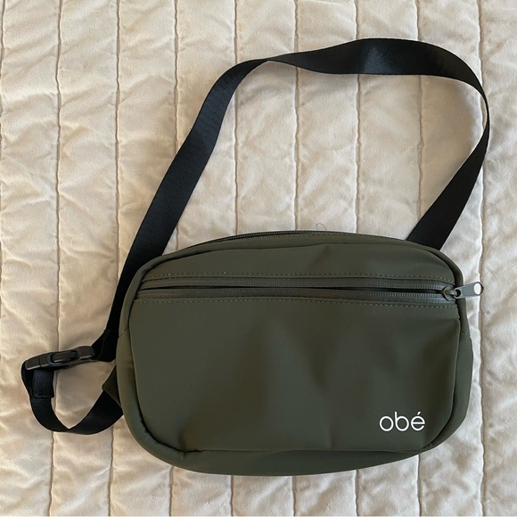 NEW obé x fabfitfun waist pack - Picture 4 of 4